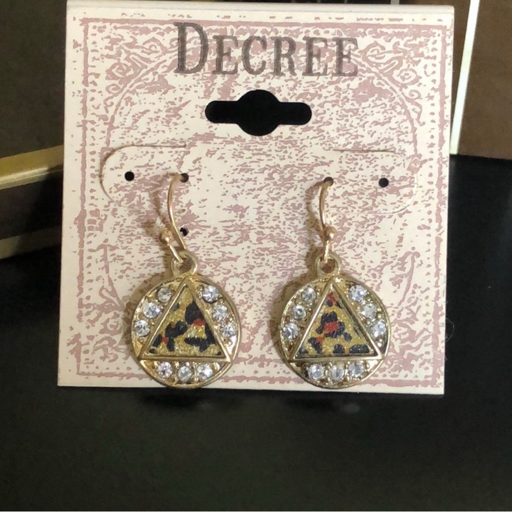 Decree Gold Round Earrings 7$